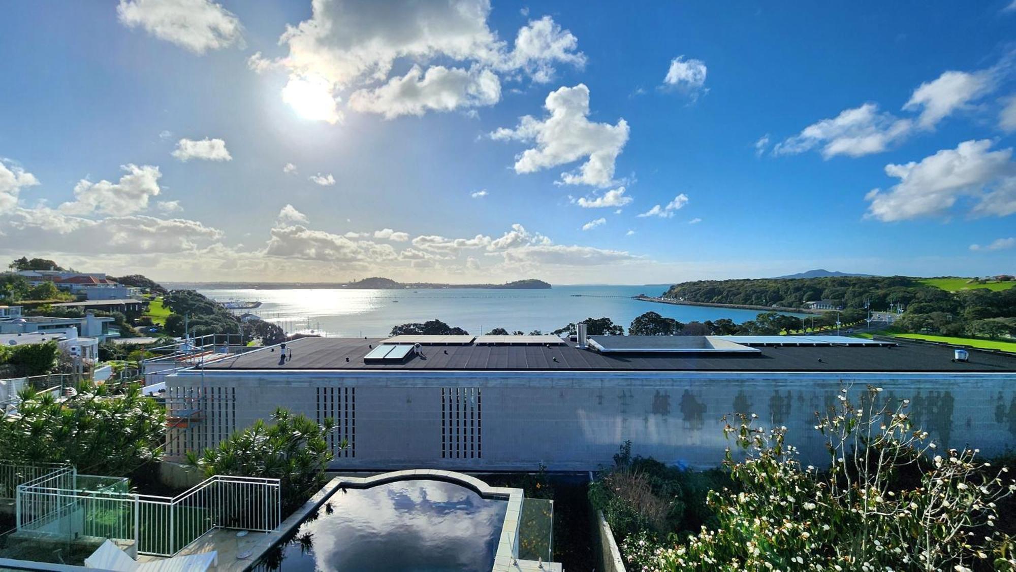 Orakei Grandeur Mansion With Sea Views & Pool Villa Оукланд Екстериор снимка