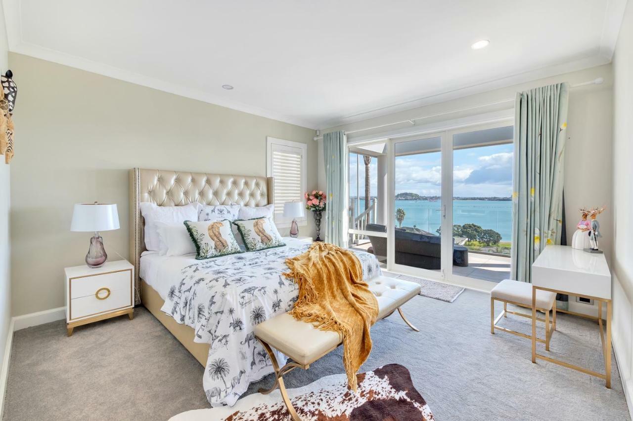 Orakei Grandeur Mansion With Sea Views & Pool Villa Оукланд Екстериор снимка